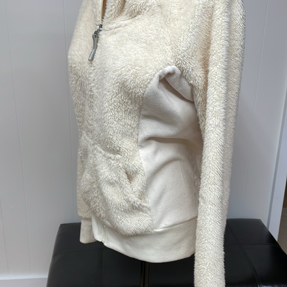 Bench cream fleece hoodie zip up. - Picture 9 of 16
